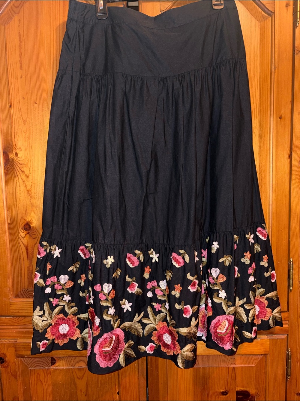Soft Surroundings Large Petite Black Embroidered Floral Maxi Skirt